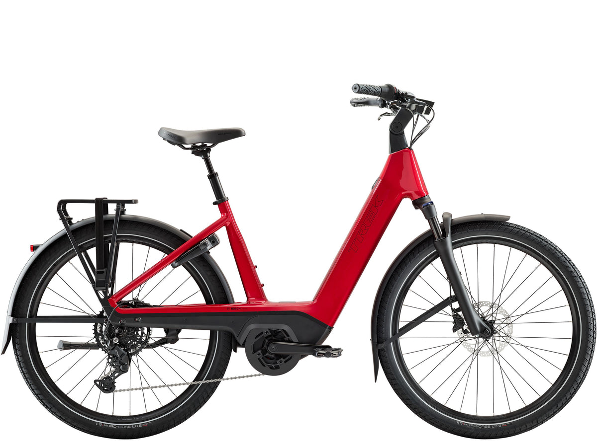 Trek Charter+ 4 R9 800 LS M Fury Red