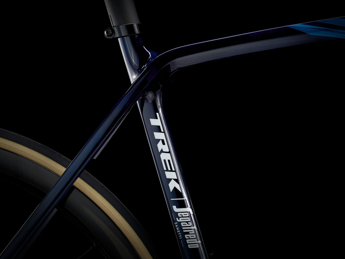 Trek Émonda SLR 9 eTap AXS [EMONDA SLR 9 DISC 47 BL]